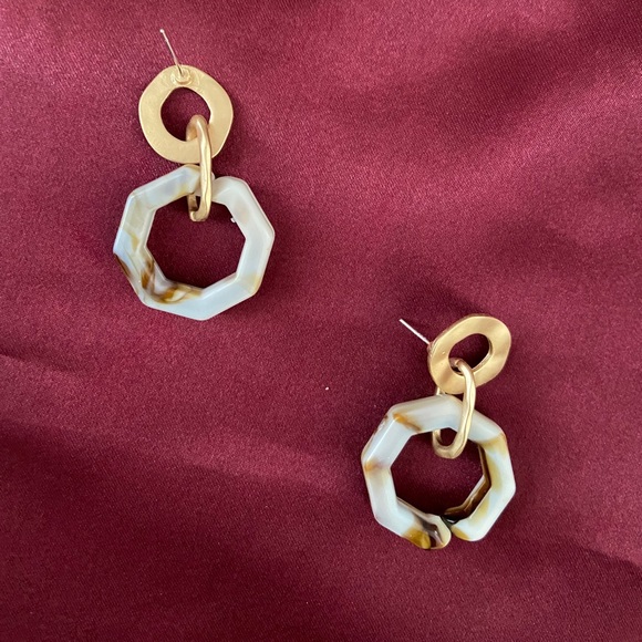 💙Unique Golden Resin Geometric Earrings - Picture 8 of 11